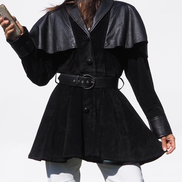 RARE VINTAGE SUEDE / LEATHER BELTED TRENCH COAT - Picture 2 of 8